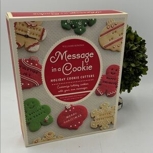 Williams Sonoma Message in a Cookie Holiday Cutters - Red, Green, Gold